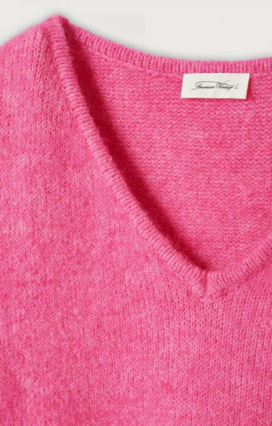 Clothing * | American Vintage Pink 'East 18H Vn' Knit Sweater